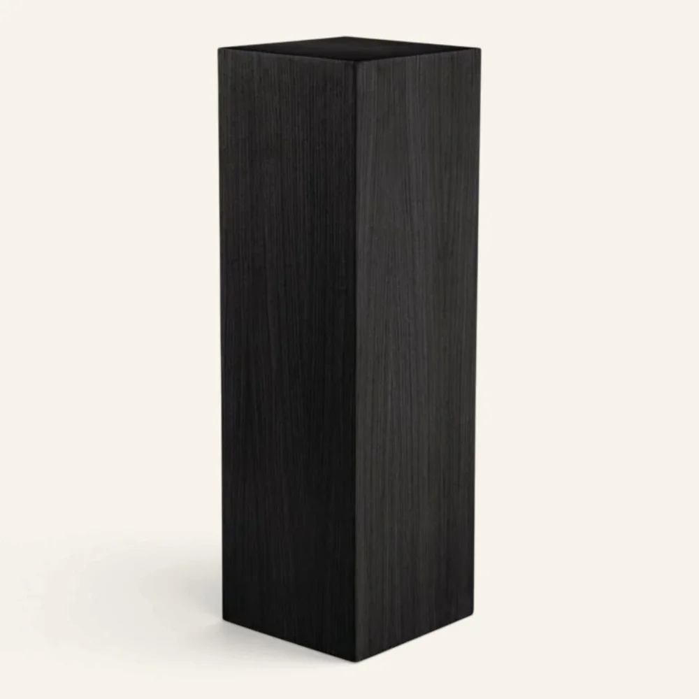 Pidestall svart – 25x25x110 cm v:647024 Pidestall svart – 25x25x110 cm v:647024