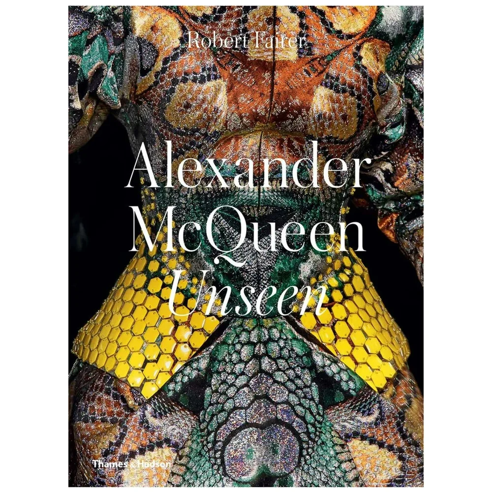 Alexander Mcqueen: Unseen Bok v:5810981