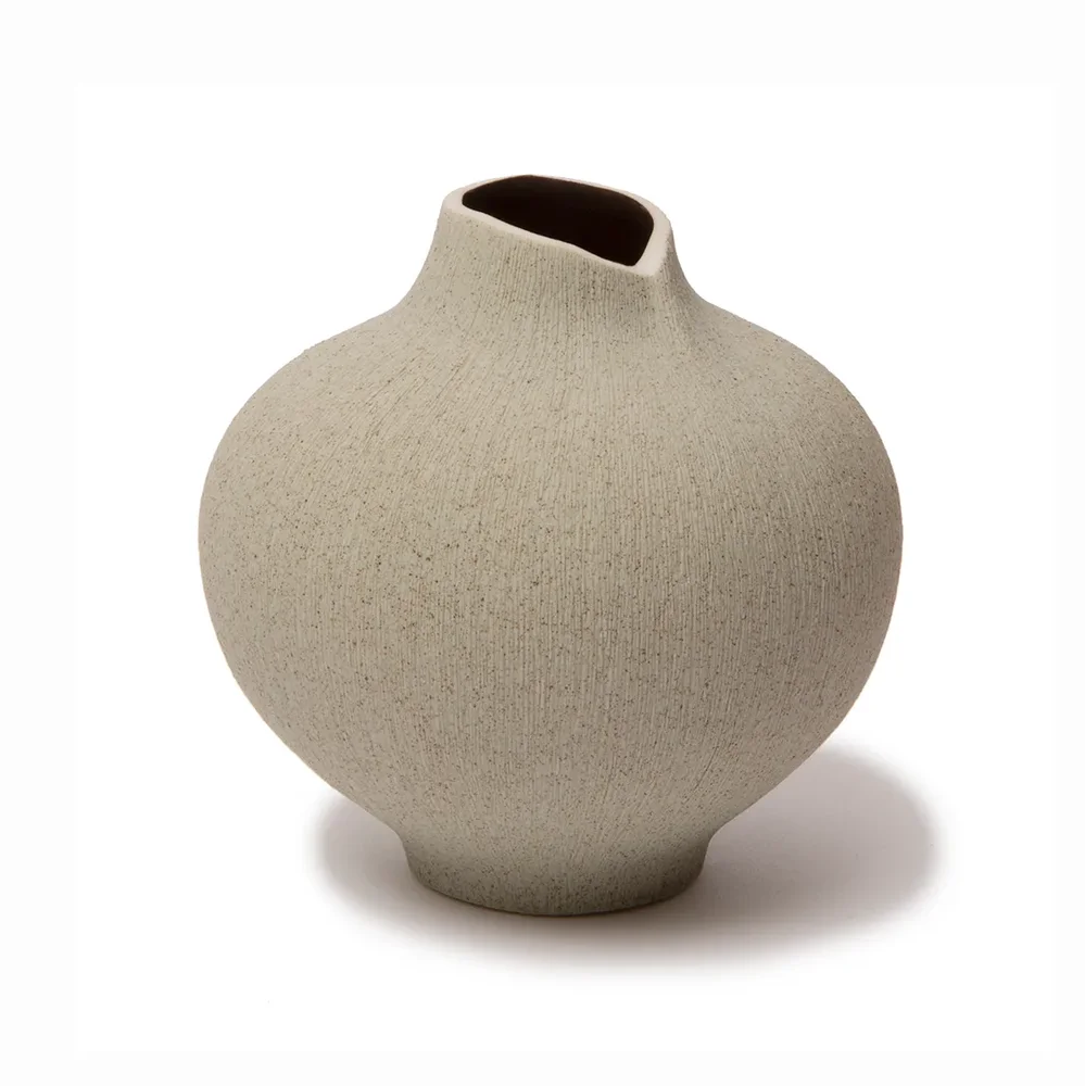 Line vase v:3522430